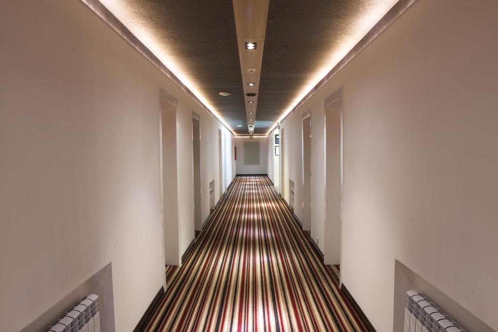 Futuro Hotel Bisjkek Eksteriør bilde